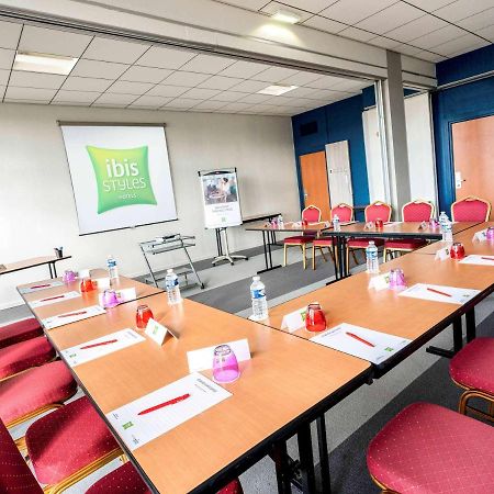 Отель Ibis Styles Бове Экстерьер фото