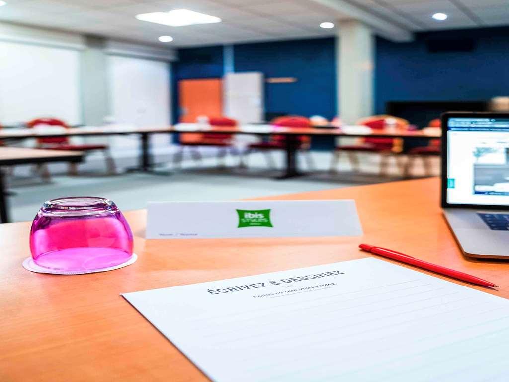 Отель Ibis Styles Бове Удобства фото