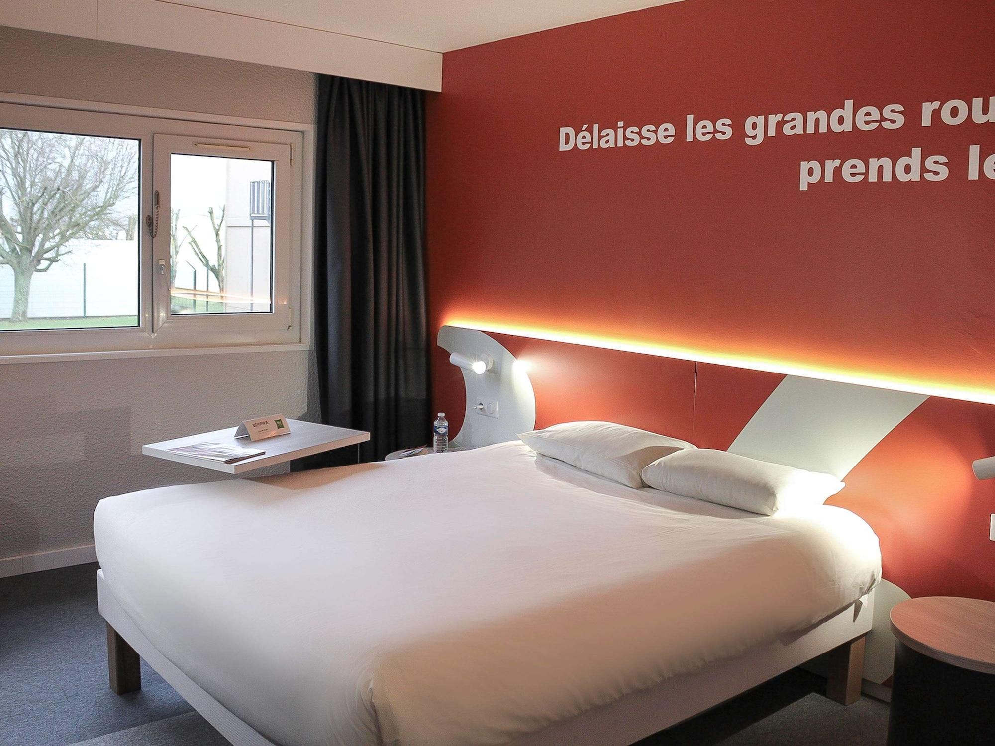 Отель Ibis Styles Бове Экстерьер фото