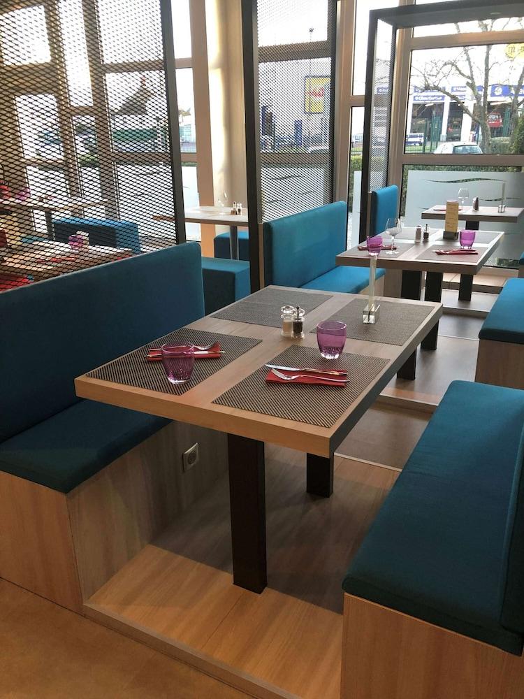 Отель Ibis Styles Бове Экстерьер фото
